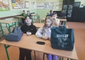 4B2